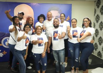 Rubén Cabrera oficializa sus aspiraciones a diputado por San Cristóbal