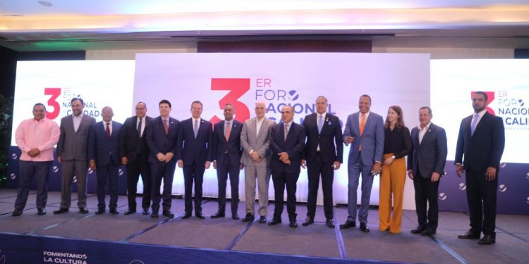 Bisonó afirma presidente Abinader logra RD avance por camino de productividad, desarrollo y competitividad