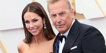 Kevin Costner da por hecho que su ex usa el dinero de la manutención en cirugías plásticas
