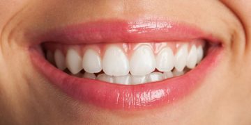 10 consejos para mantener la salud de tu boca en verano