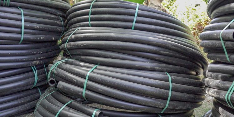 PROMEGAN dona 3000 metros de tuberías en Gualete, Puerto Plata