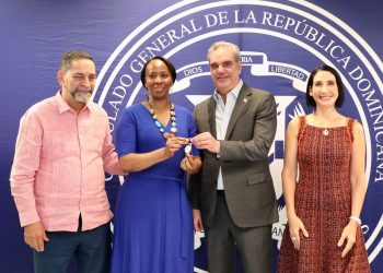 Presidente Abinader anuncia lanzamiento del programa de Viviendas Familia Feliz comunidad dominicana en el exterior
