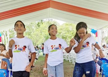 Cientos de niños disfrutan día infantil “Vacaciones con GBC” en Santiago