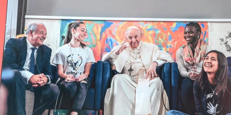 El papa Francisco alertó del aumento del consumo de drogas entre los jóvenes