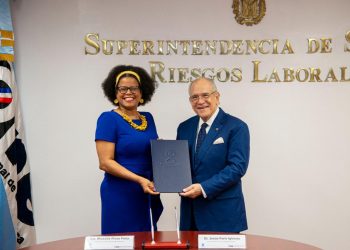 ONE y SISALRIL firman convenio de colaboración interinstitucional