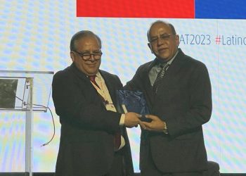 Neumólogos de Latinoamérica reconocen al doctor Plutarco Arias