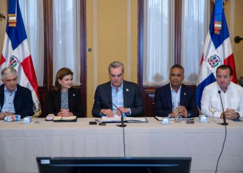 Gobierno toma medidas preventivas ante posibilidad de impacto tormenta tropical Franklin