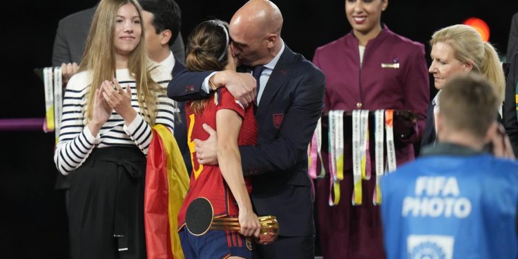 Jenni Hermoso niega que beso de Rubiales fuera consentido: «No tolero que se ponga en duda mi palabra»