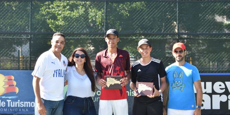 Cruz, Muñoz y Pérez se coronan en la Copa Pelícano U18 Santo Domingo J30