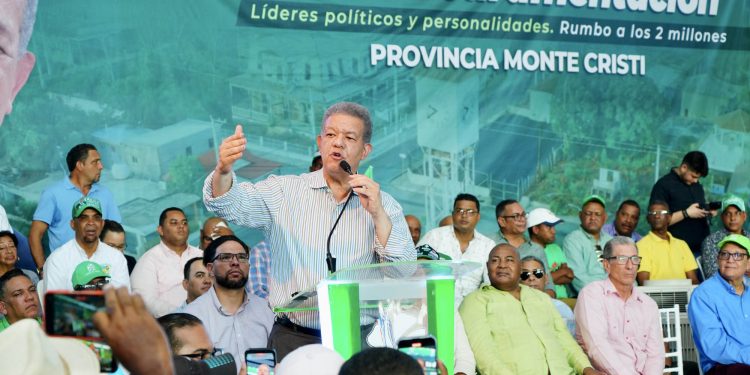 Leonel acusa al gobierno de presionar a la JCE para que limite actividades de partidos de oposición