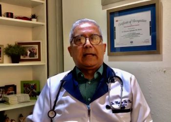 Presidente Sociedad de Pediatría Santiago afirma lactancia reduce posibilidad de cáncer en la mujer