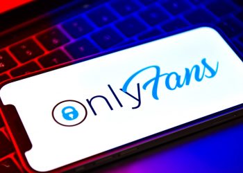 Revelan cuánto gana en dividendos cada día el dueño de OnlyFans