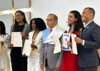 Presidente Sociedad Dominicana de Neumología juramenta nuevos miembros