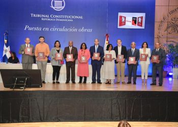 TC pone a circular tres obras de diferentes autores y temas