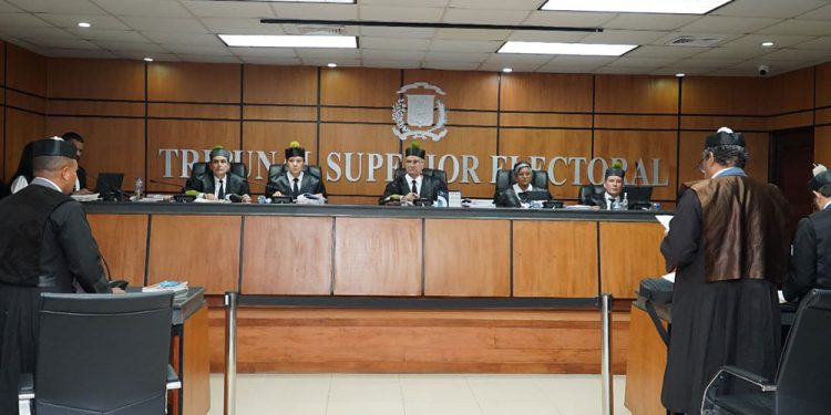 TSE rechaza solicitud de Rosa Amalia Pilarte y valida resolución que le negó precandidatura