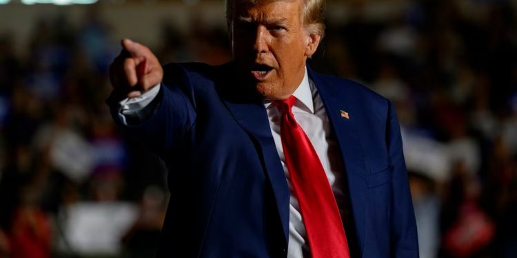 Trump amplía su ventaja sobre DeSantis y afianza su liderazgo entre los republicanos