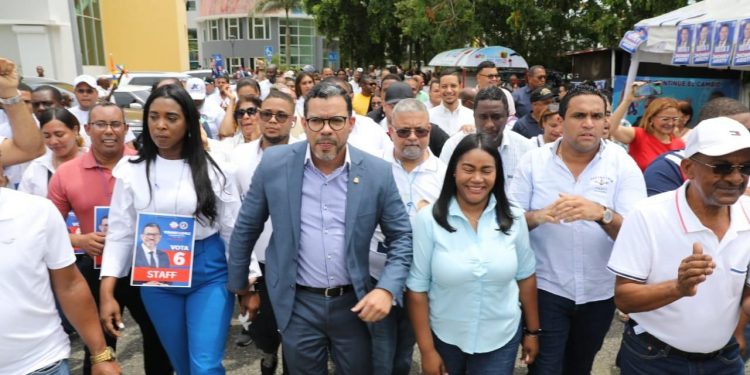 Yohan López gana elecciones internas del PRM del Colegio de Abogados