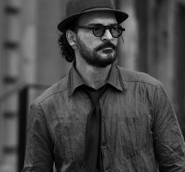 La inédita fotografía de Ricardo Arjona en su época de «sancarlista»