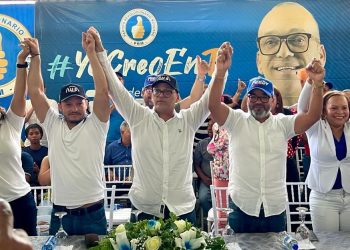 Más de 40 líderes y dirigentes de la corriente de Elido Pérez del PRM pasaron a respaldar la candidatura de Fredy Fernández en Salcedo