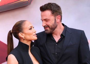 JLo. felicita a Ben Affleck por su aniversio