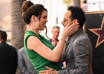 Marc Anthony y Nadia Ferreira celebran el bautismo de su hijo en México