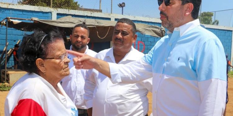 INEFI anuncia inicio de los trabajos del estadio de béisbol de la escuela Pedro Mir (La Zafra)