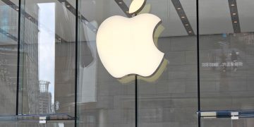 Las acciones de Apple sufren su peor caída en un mes: ¿a qué se debe?