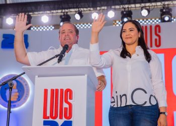 Diputada del PLD, Fabiana Tapia se juramenta en el PRM