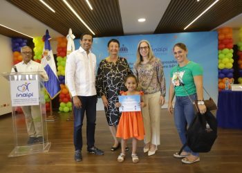 INAIPI entrega certificados a los niños y niñas que concluyeron Programa de Atención Integral a la Primera Infancia