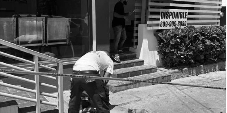 Matan hombre en asalto a la Joyería Tito Joyas en Santiago