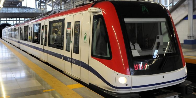 Los nueve heridos en choque de trenes del metro presentan heridas leves