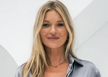 Kate Moss, muy desmejorada y casi irreconocible por las calles de Londres