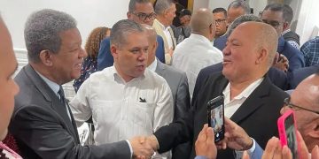 Silvio Durán acompaña a Leonel en su recorrido por Nueva York