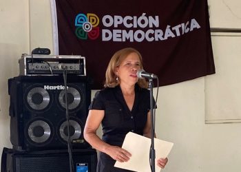 Opción Democrática presenta dirigente comunitaria Teresa Morel para Directora Municipal por Canabacoa