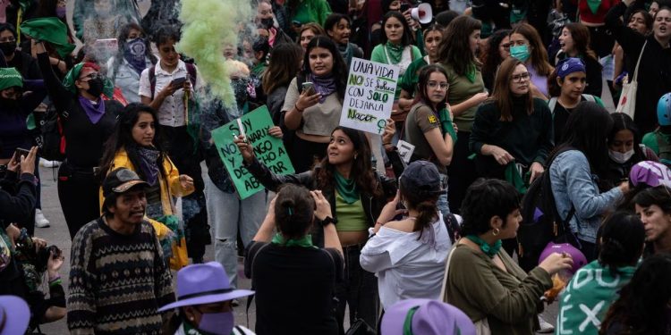 La Suprema Corte de Justicia despenaliza el aborto en todo México