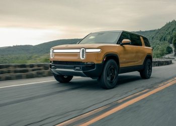 Video: Rivian R1S SUV eléctrico llega a República Dominicana