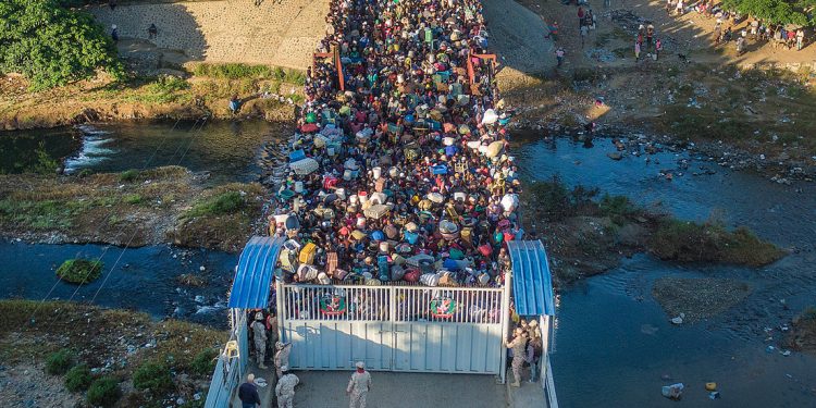 Presidente de República Dominicana ordena el cierre total de la frontera con Haití