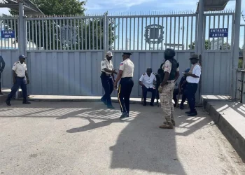 Gobierno dominicano cierra el paso fronterizo de Dajabón