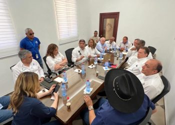 Por disposición del presidente Abinader el gabinete social llevó ayudas puntuales a pueblos de la zona fronteriza