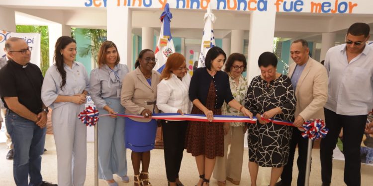 El gobierno del presidente Abinader amplía los servicios a la primera infancia en San Pedro de Macorís