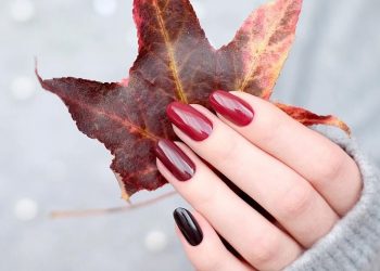 5 manicuras minimalistas rojas para otoño