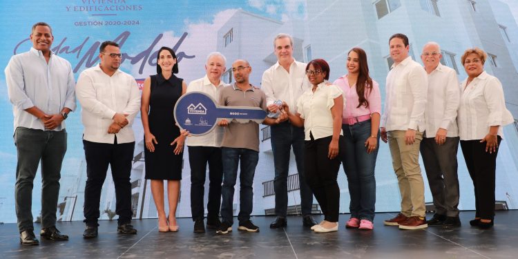 Presidente Abinader entrega 264 apartamentos para completar 1,524 de los 1,760 proyectados en Ciudad Modelo
