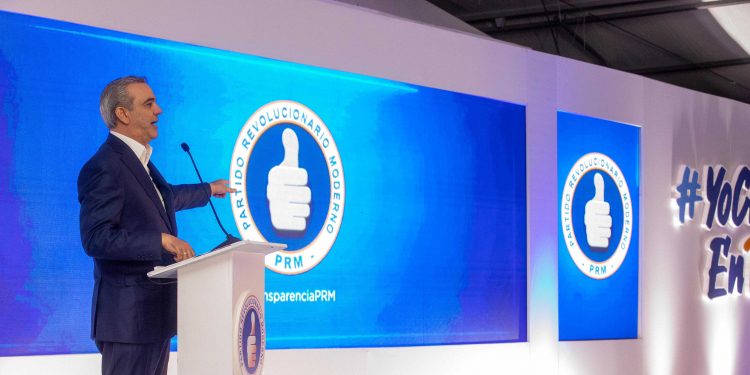 Abinader exhorta a candidatos a posiciones electivas por el PRM a no fallar en la transparencia y la lucha contra la corrupción