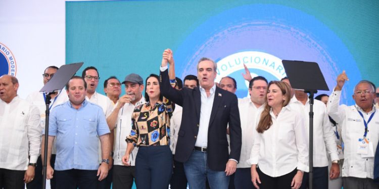 Abinader gana ampliamente y tiende la mano a Guido, Alburquerque y a Delia Josefina