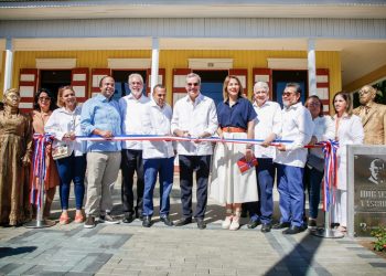 Presidente Abinader inaugura Museo Horacio Vásquez en Tamboril