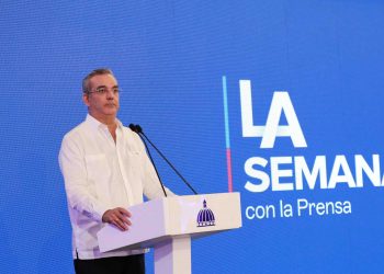 Presidente Abinader presenta detalles del programa “A comer: del campo al colmado”