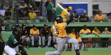 Águilas superan a Estrellas con bateo de Canario y sólida apertura de Miranda
