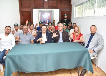 Altagracia González, aspirante a la alcaldía por la FP, convoca acto político «Santiago a una Voz»