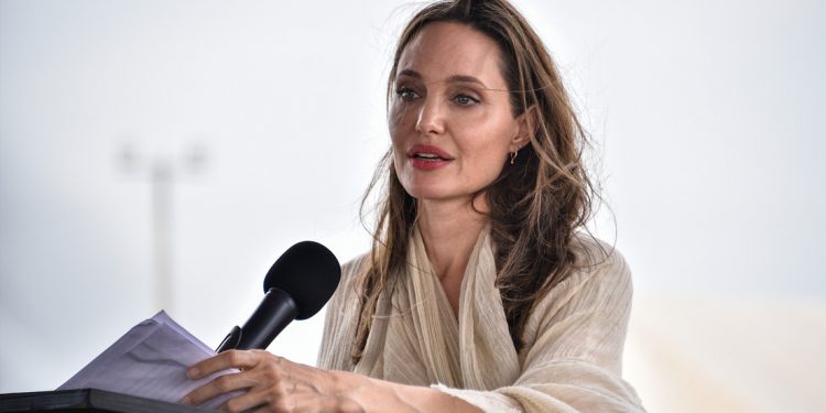 Angelina Jolie se pronuncia a favor de Palestina y de un alto el fuego de Israel