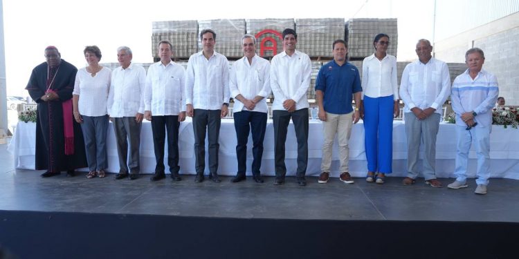 Bisonó destaca expansión de Industrias Aguayo refleja impacto políticas públicas del gobierno